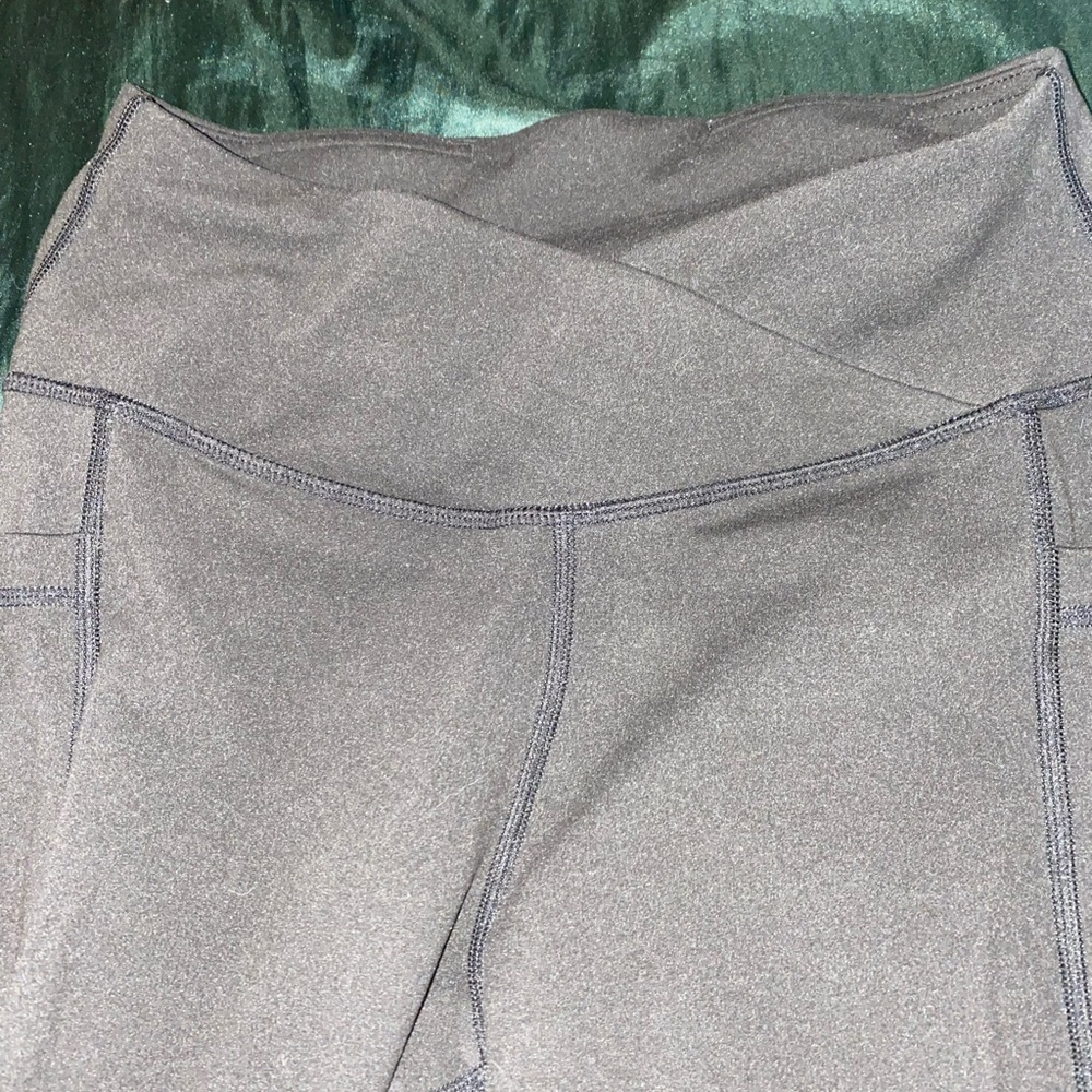 Cross Waist Black Leggings with pockets!